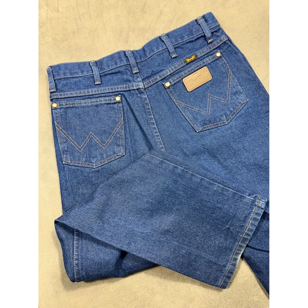 Wrangler Mens‎ Blue Denim Jeans Size 32x30 Classic Fit Straight Leg Workwear